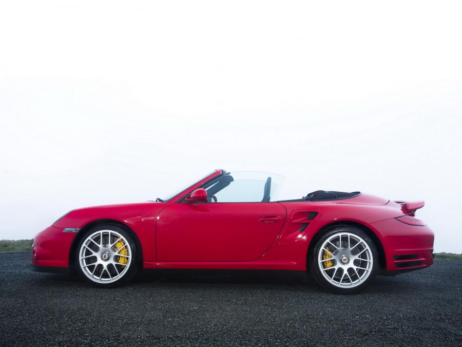  Porsche 911 Turbo Cabriolet 2009 года  (UK) (фото 2 из 4)